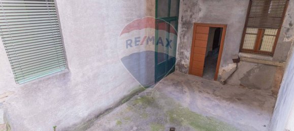 Casa de 8 divisões em Somma Lombardo, Italy N.º 380079 35