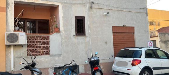 3 Schlafzimmer Doppelhaus in Messina, Italy, Nr. 324575 2