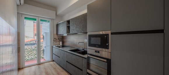 3 rooms Apartment in Viareggio, Italy No. 288227 6