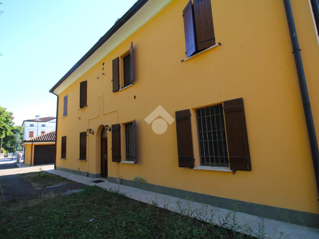 2 غرف نوم شقة في Gonzaga, Italy رقم 263369