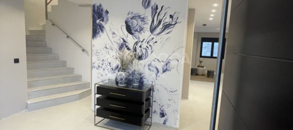 7 bedrooms Villa in Marbella, Spain No. 33852 14