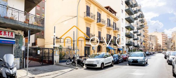 3 bedrooms Apartment in Palermo, Italy No. 52249 36