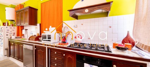 3 bedrooms Apartment in Palermo, Italy No. 52249 11