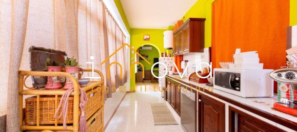 3 bedrooms Apartment in Palermo, Italy No. 52249 10