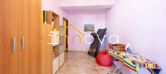 3 bedrooms Apartment in Palermo, Italy No. 52249 18