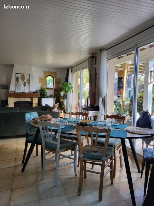 Casa de 4 dormitorios en Dordogne, France No. 340146