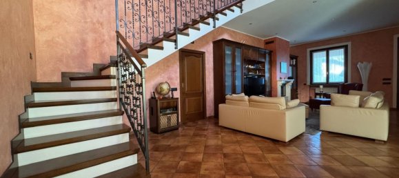 5-Zimmer Villa in Campagnola Cremasca, Italy, Nr. 142438 21