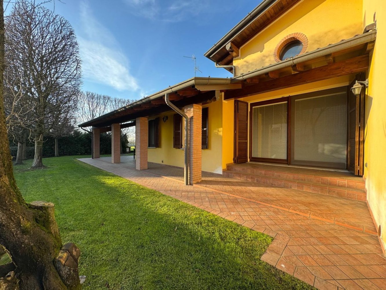 5 rooms Villa in Campagnola Cremasca, Italy No. 142438