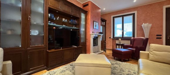 5-Zimmer Villa in Campagnola Cremasca, Italy, Nr. 142438 8