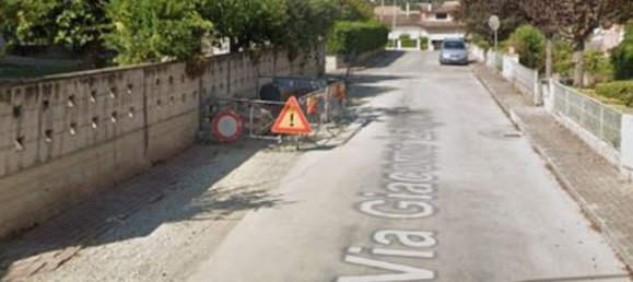 Apartamento de 6 habitaciónes en Montecalvo in Foglia, Italy No. 96639 2