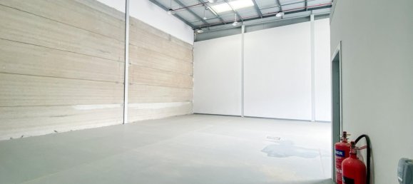 400m² Warehouse in RAK FTZ, UAE No. 26215 4