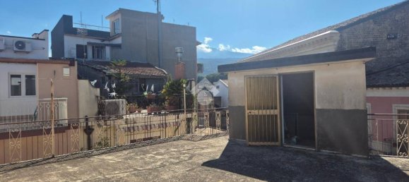 4 chambres Maison à Piedimonte Etneo, Italy No. 360979 24