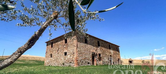 5 bedrooms House in Lajatico, Italy No. 71308 7