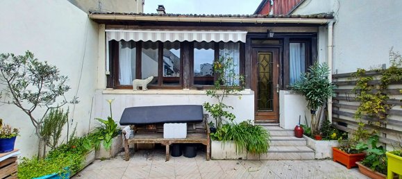 3 bedrooms House in Ivry-sur-Seine, France No. 121443 2