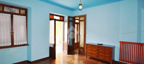 8 Schlafzimmer Haus in Azeglio, Italy, Nr. 329623 19