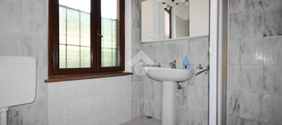 8 Schlafzimmer Haus in Azeglio, Italy, Nr. 329623 12