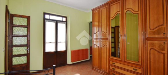 8 Schlafzimmer Haus in Azeglio, Italy, Nr. 329623 23