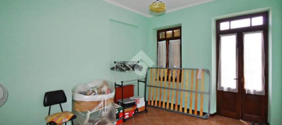 8 Schlafzimmer Haus in Azeglio, Italy, Nr. 329623 27