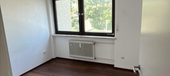 3 rooms Apartment in Furstenfeldbruck, Germany No. 372109 6