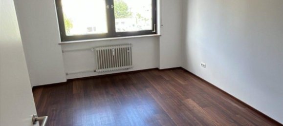 3 rooms Apartment in Furstenfeldbruck, Germany No. 372109 7