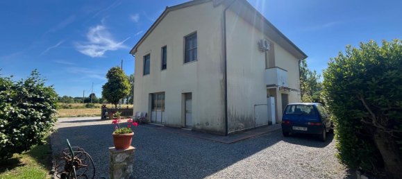 8 bedrooms Villa in Pisa, Italy No. 336745 4