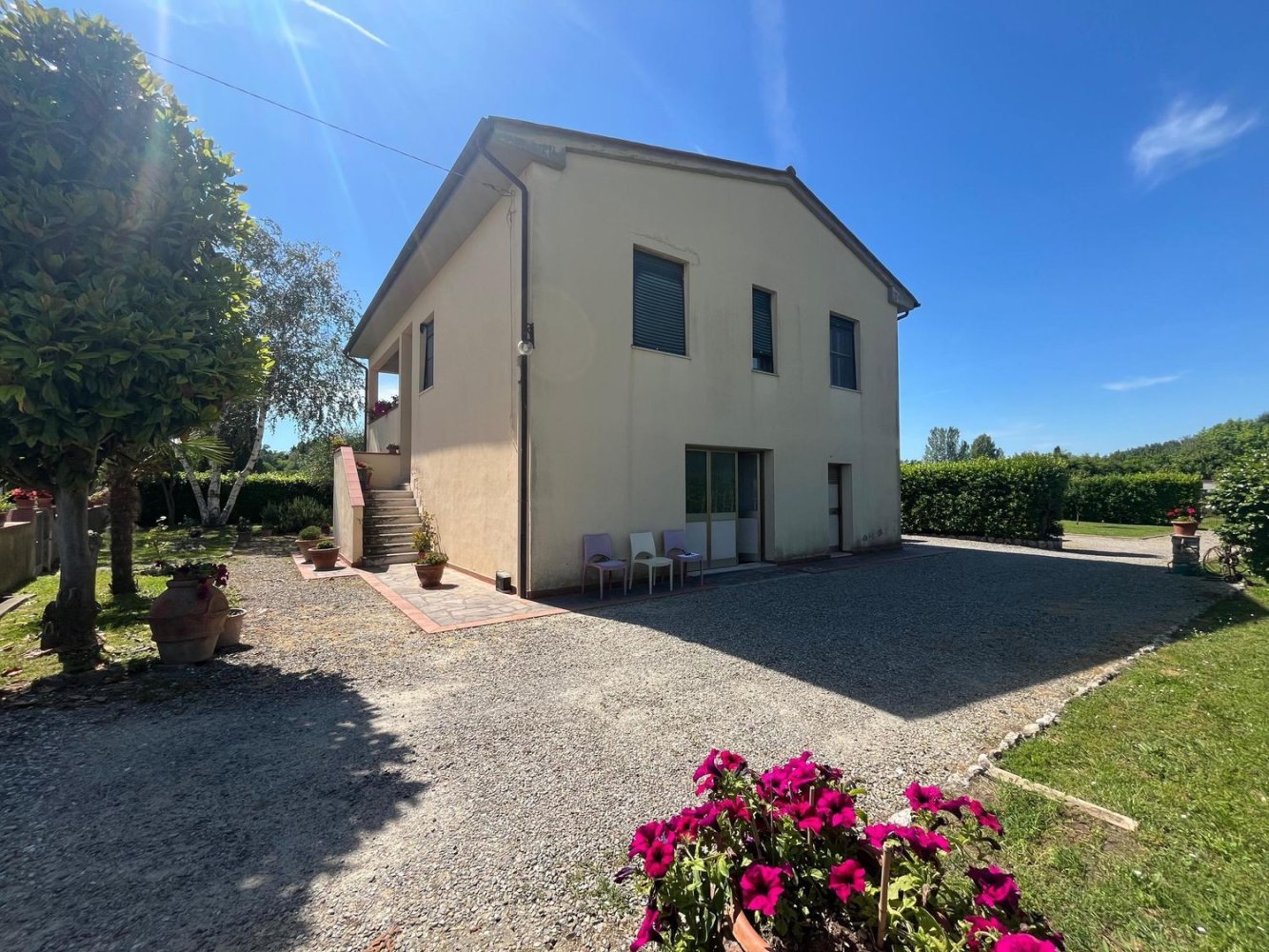 8 bedrooms Villa in Pisa, Italy No. 336745