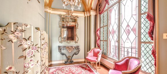 4 bedrooms Apartment in Paris, France No. 148540 10