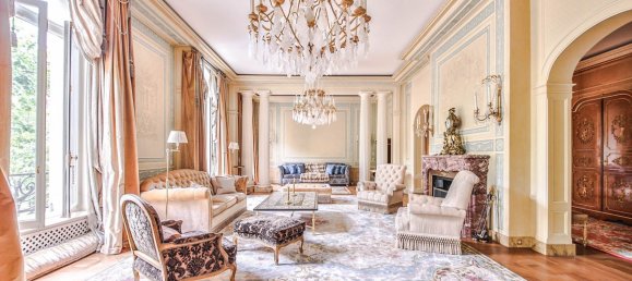 4 bedrooms Apartment in Paris, France No. 148540 8