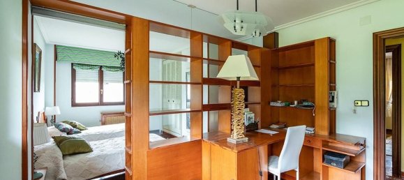 5 bedrooms House in Torrelavega, Spain No. 135378 12