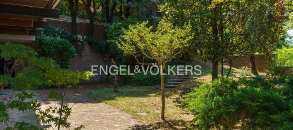 6 bedrooms Villa in Guardiagrele, Italy No. 351252 25