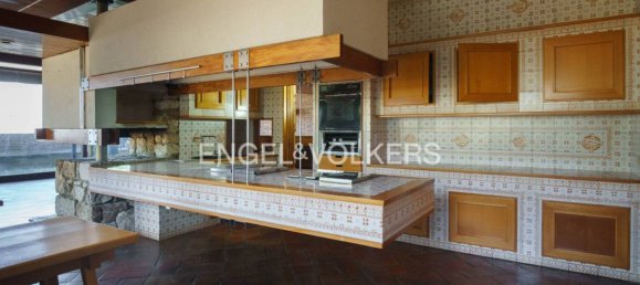 6 bedrooms Villa in Guardiagrele, Italy No. 351252 5