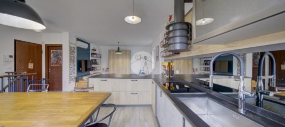 4 rooms Apartment in Rivoli, Italy No. 234438 7