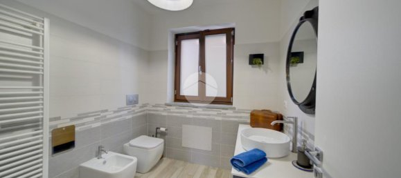 4 rooms Apartment in Rivoli, Italy No. 234438 11