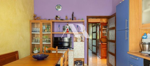3 bedrooms Apartment in Verona, Italy No. 297751 12