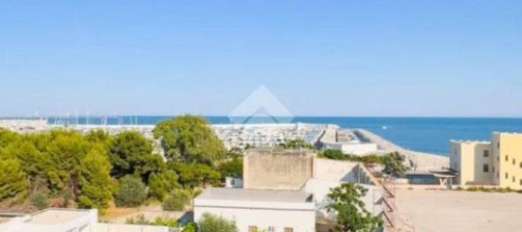 3 bedrooms Apartment in Manfredonia, Italy No. 337182 15