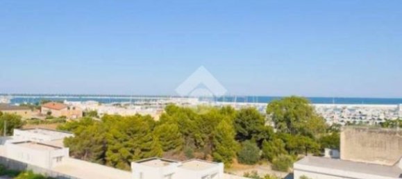 3 bedrooms Apartment in Manfredonia, Italy No. 337182 21