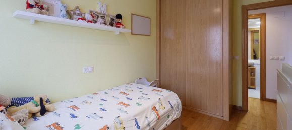Apartamento de 2 dormitorios en Gijón, Spain No. 177476 14