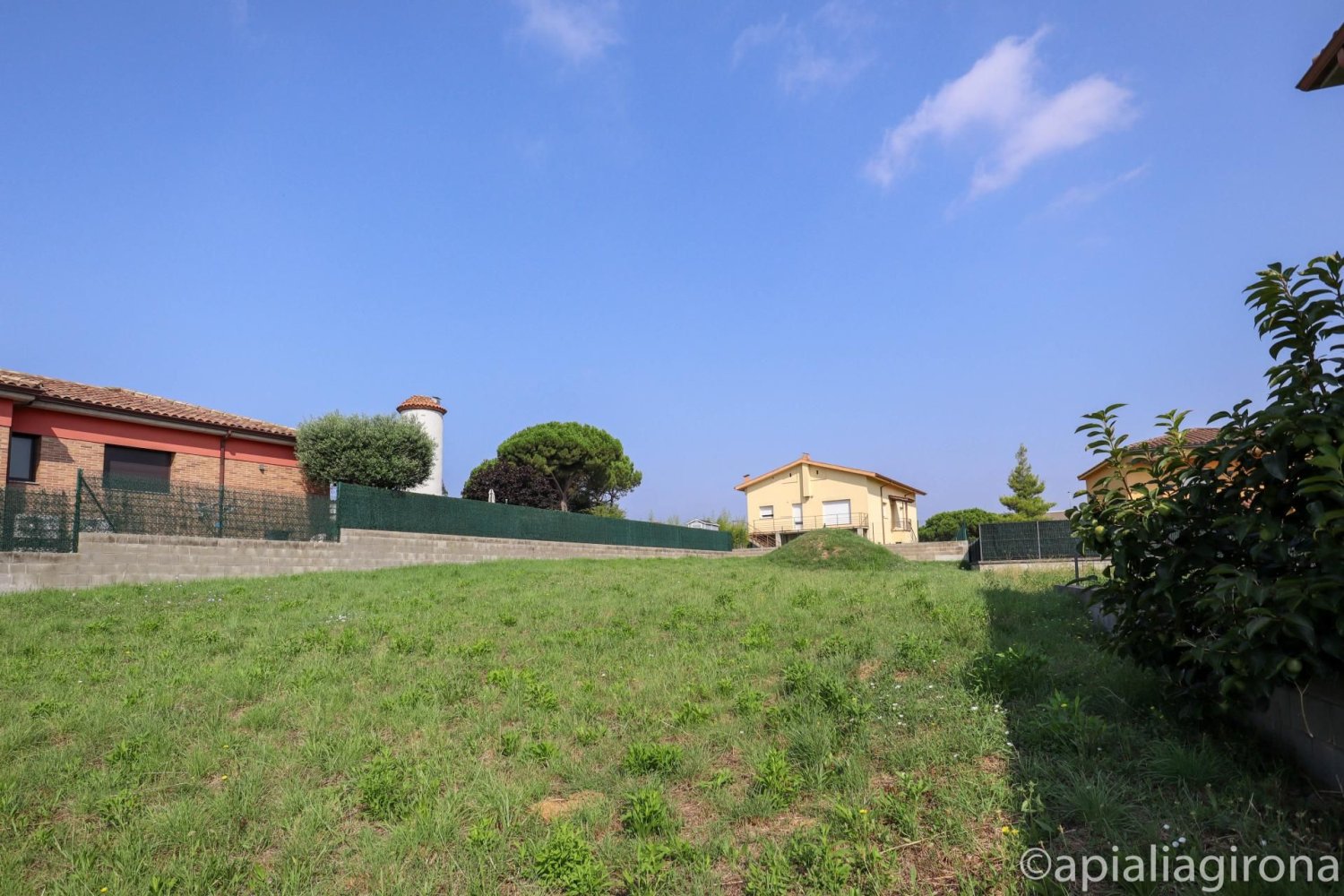 Grundstück in Caldes de Malavella, Spain 858m², Nr. 196264