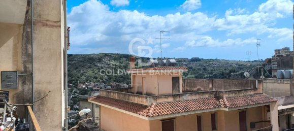 3 bedrooms Apartment in Modica, Italy No. 69439 5