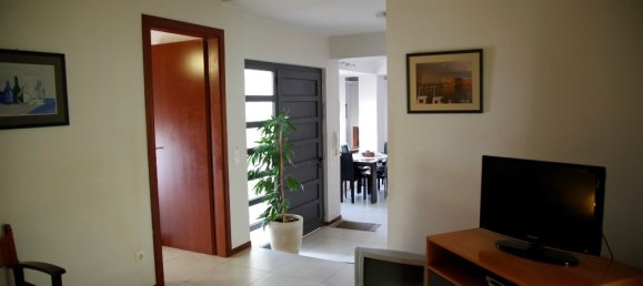 3 bedrooms Commercial property in Heraklion, Greece No. 5713 2