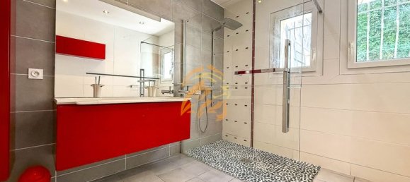 4 bedrooms House in Charente, France No. 306168 10