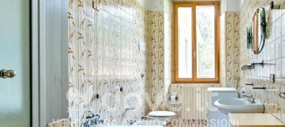 4 bedrooms Apartment in Villa d'Ogna, Italy No. 257436 33