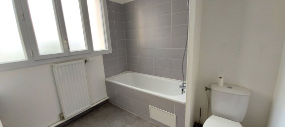 3 bedrooms House in Blagnac, France No. 295779 6