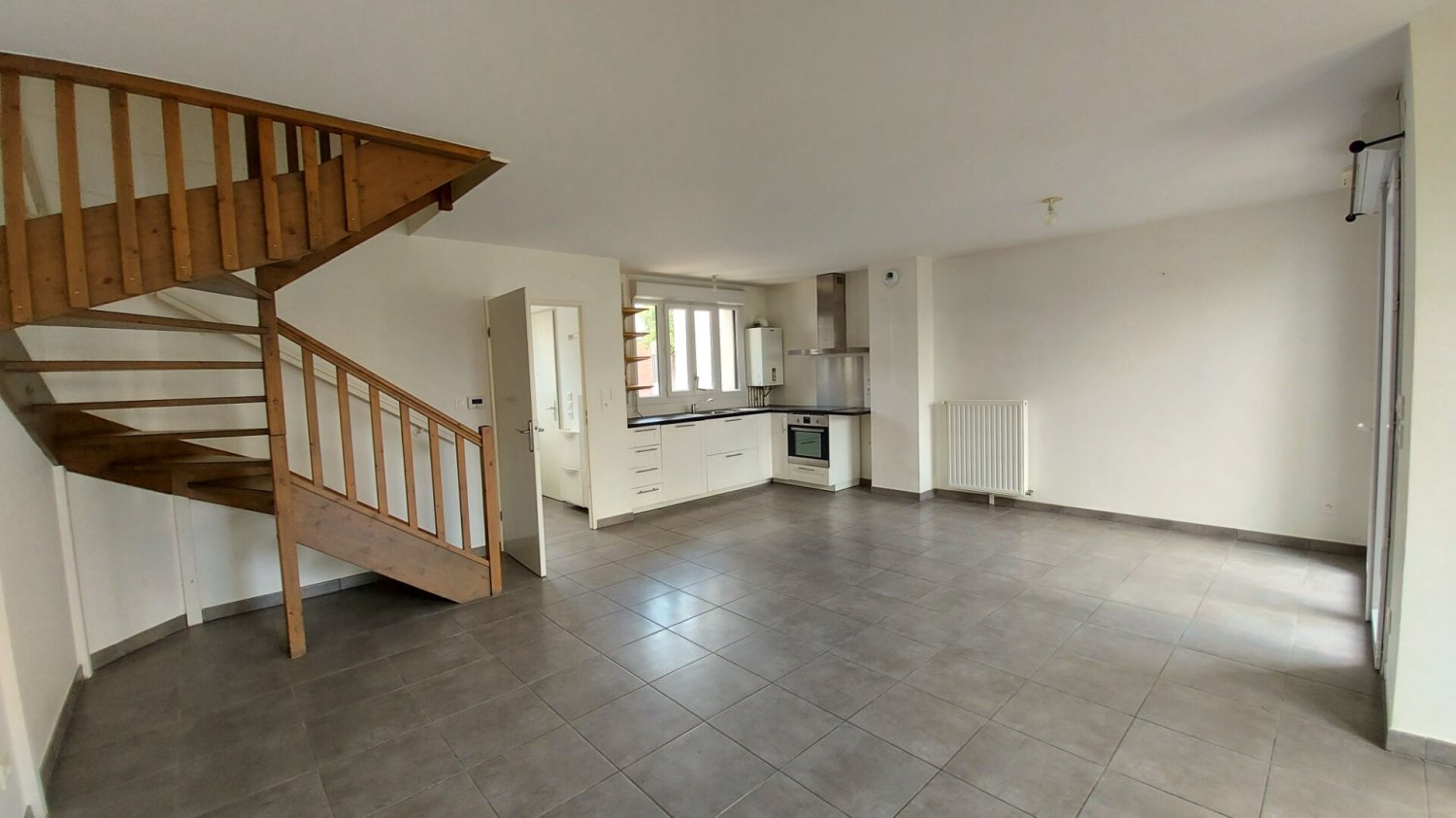 3 bedrooms House in Blagnac, France No. 295779