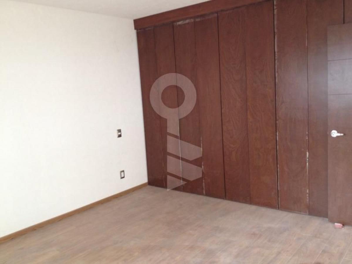 Casa de 3 dormitorios en San Luis Potosí, Mexico No. 158478