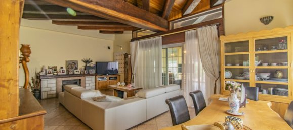 4 bedrooms Villa in Marbella, Spain No. 151599 3