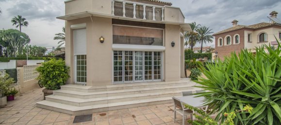 4 bedrooms Villa in Marbella, Spain No. 151599 7