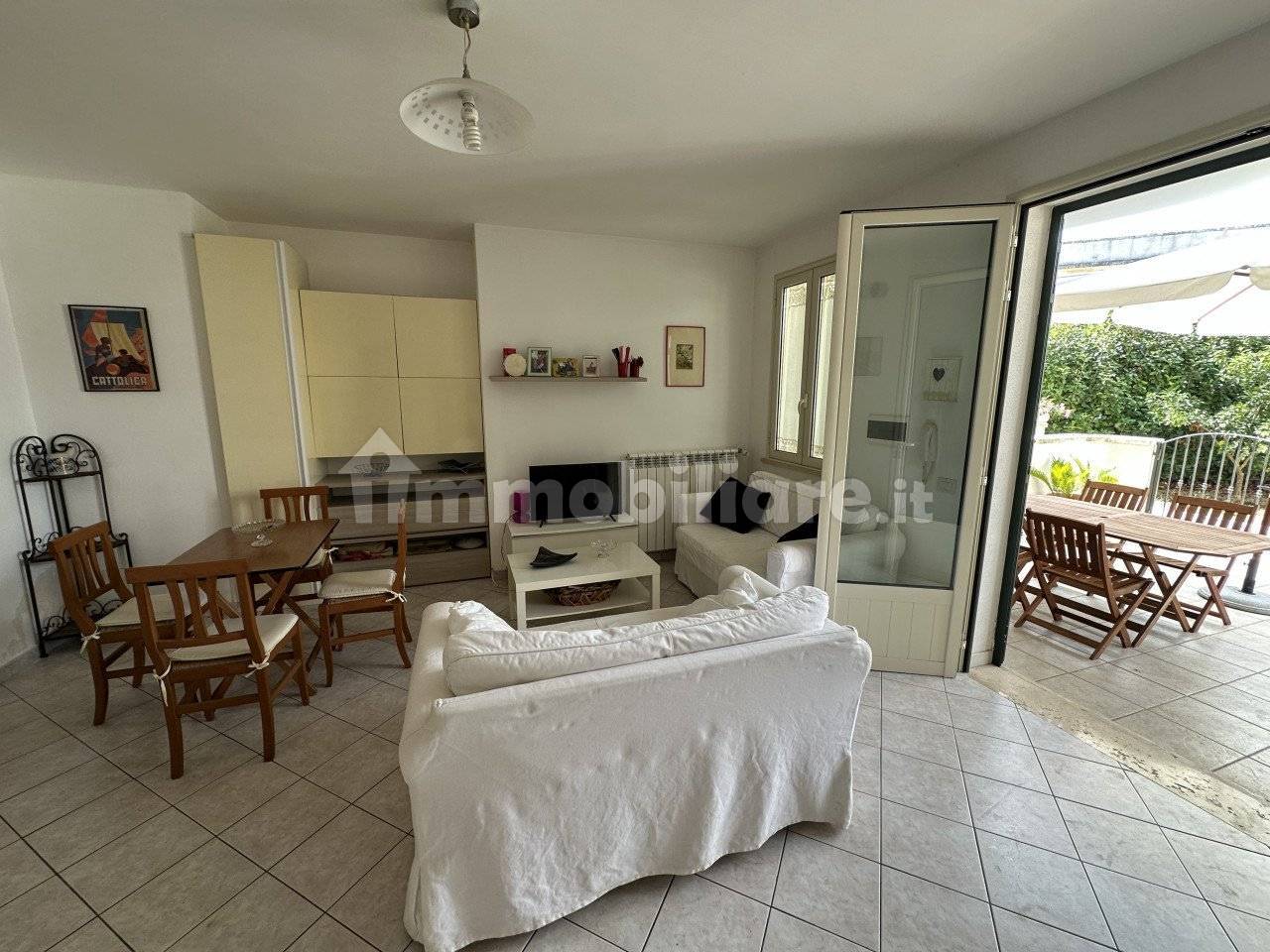 2 bedrooms Apartment in Uggiano la Chiesa, Italy No. 404278