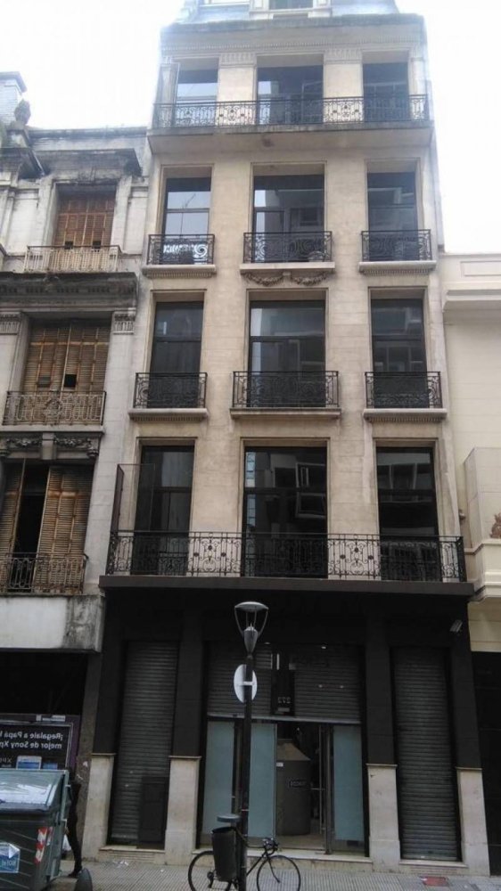 Gebäude in Buenos Aires, Argentina 1200m², Nr. 108569