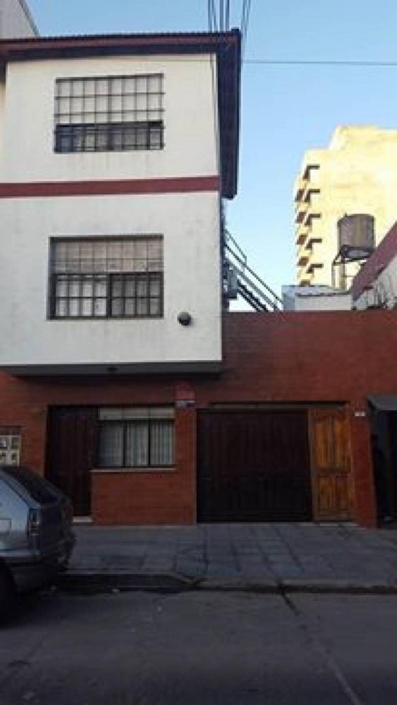 2 bedrooms House in Quilmes, Argentina No. 52863